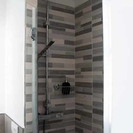 Artstay - Duomo, Spiga, Near Metro M1 * Милан