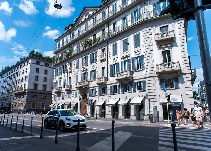 Artstay - Duomo, Spiga, Near Metro M1 Апартаменты *